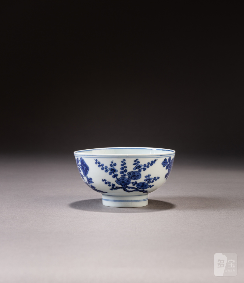 明末清初 青花人物故事圖銀釦壺 及 青花花卉紋盌 一組兩件 - 图3